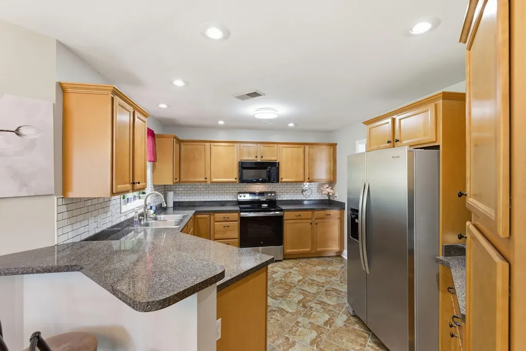 308 Oxford Circle Richmond KY 40475