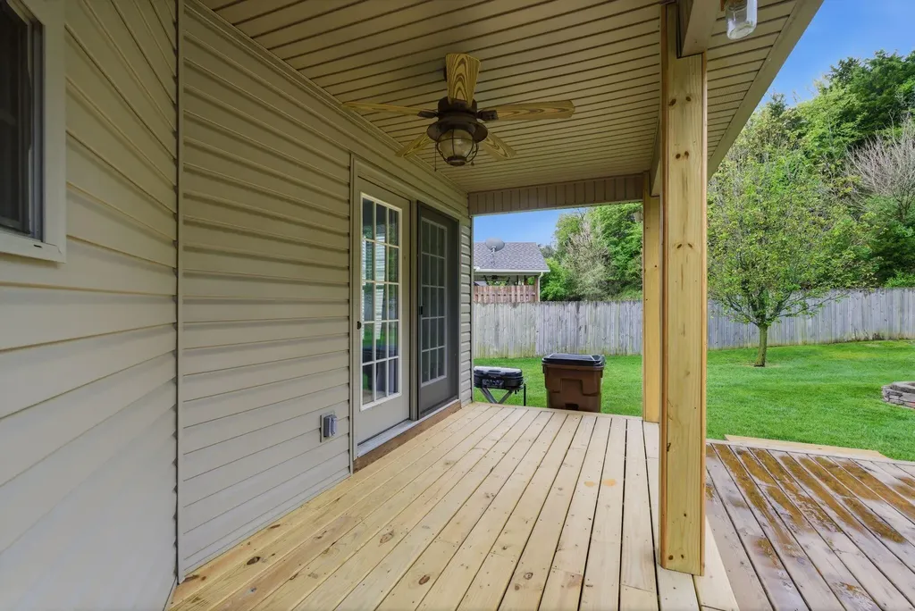 308 Oxford Circle Richmond KY 40475