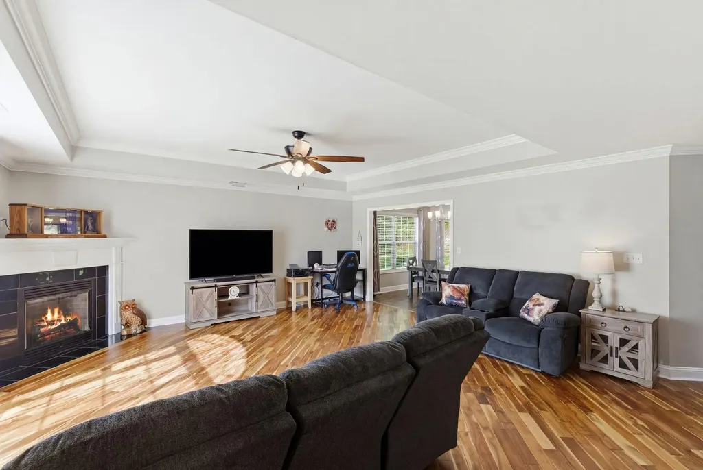 308 Oxford Circle Richmond KY 40475