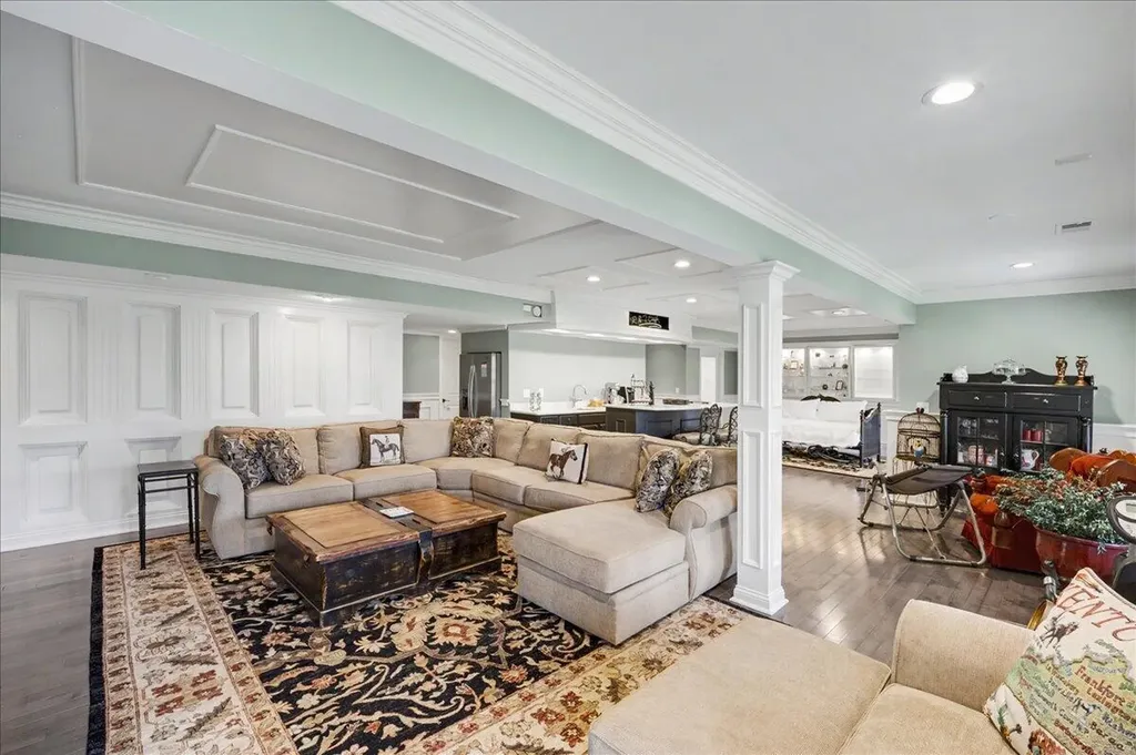 2328 Thistle Park Lexington KY 40509