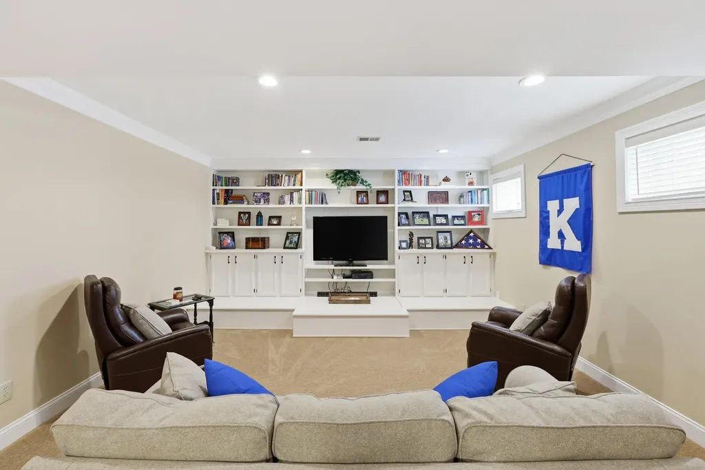 4040 Palomar Boulevard Lexington KY 40513