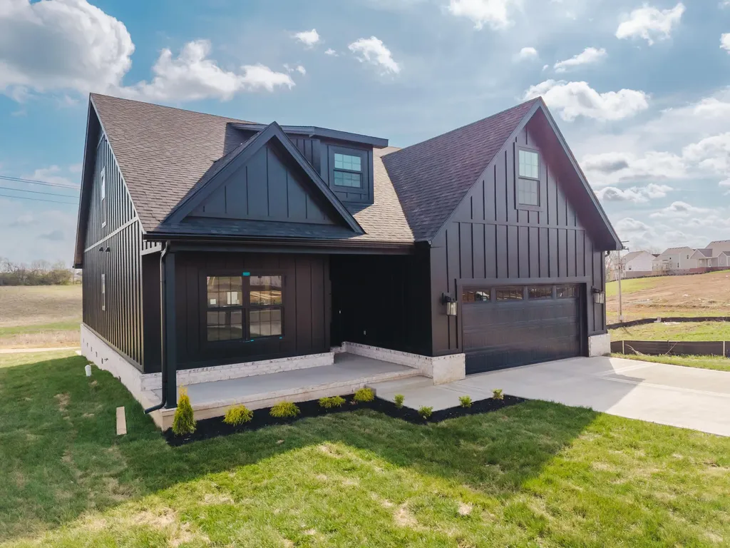 324 Skaggs Boulevard Nicholasville KY 40356