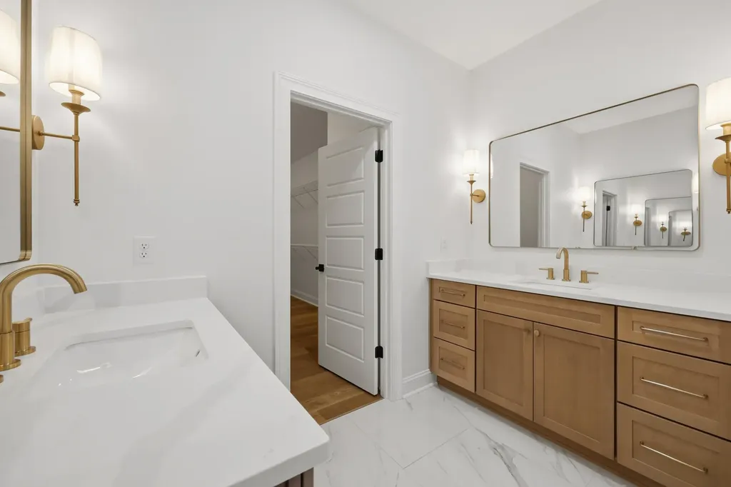 1028 Meadow Ridge Drive Richmond KY 40475