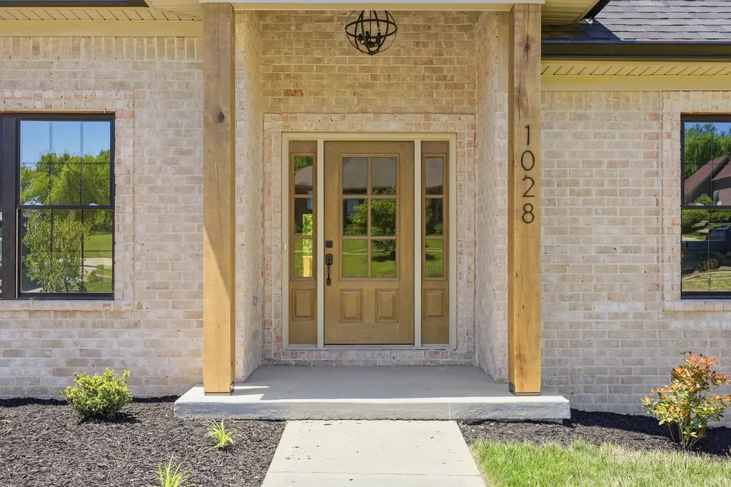 1028 Meadow Ridge Drive Richmond KY 40475