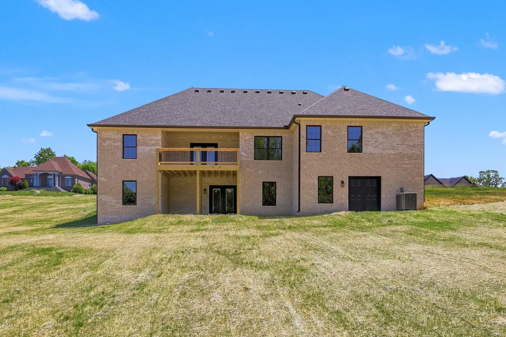 1028 Meadow Ridge Drive Richmond KY 40475