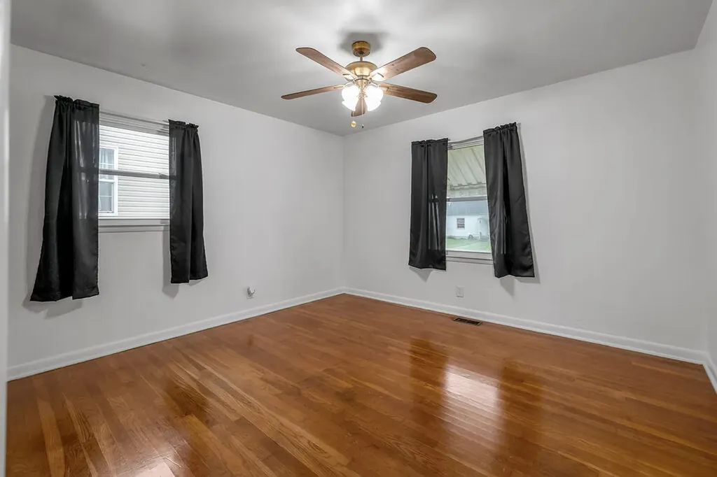 829 Carneal Road Lexington KY 40505