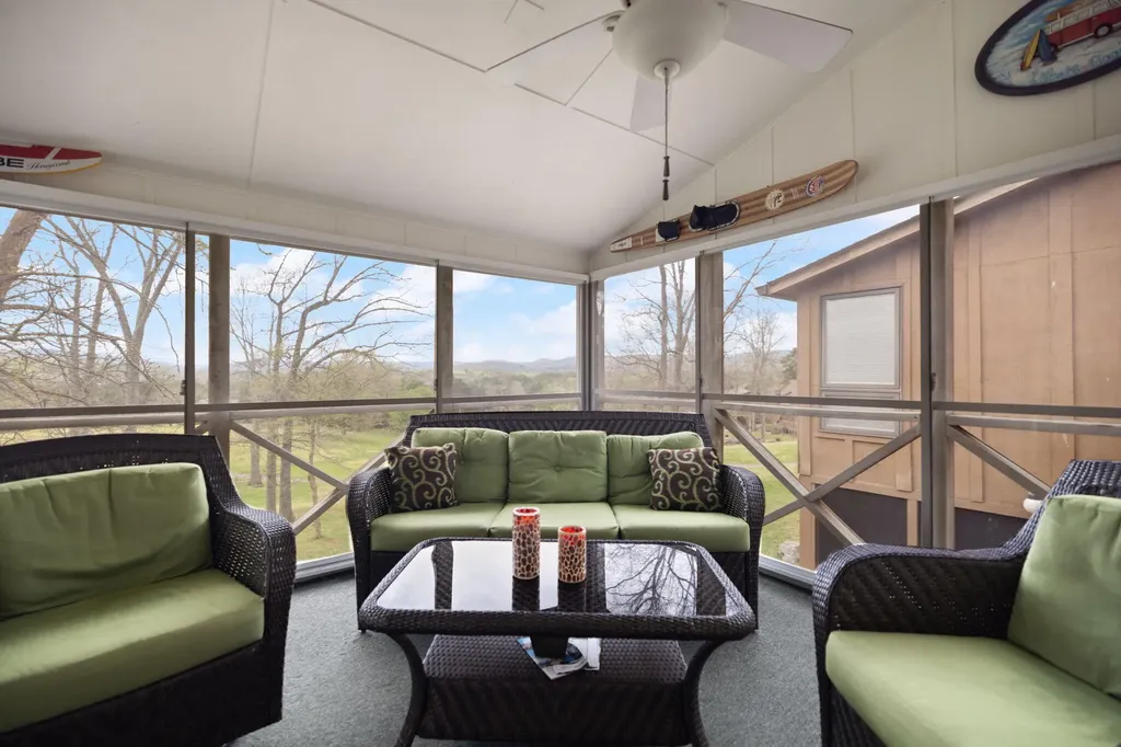 21-2 Woodson Bend Resort Bronston KY 42518