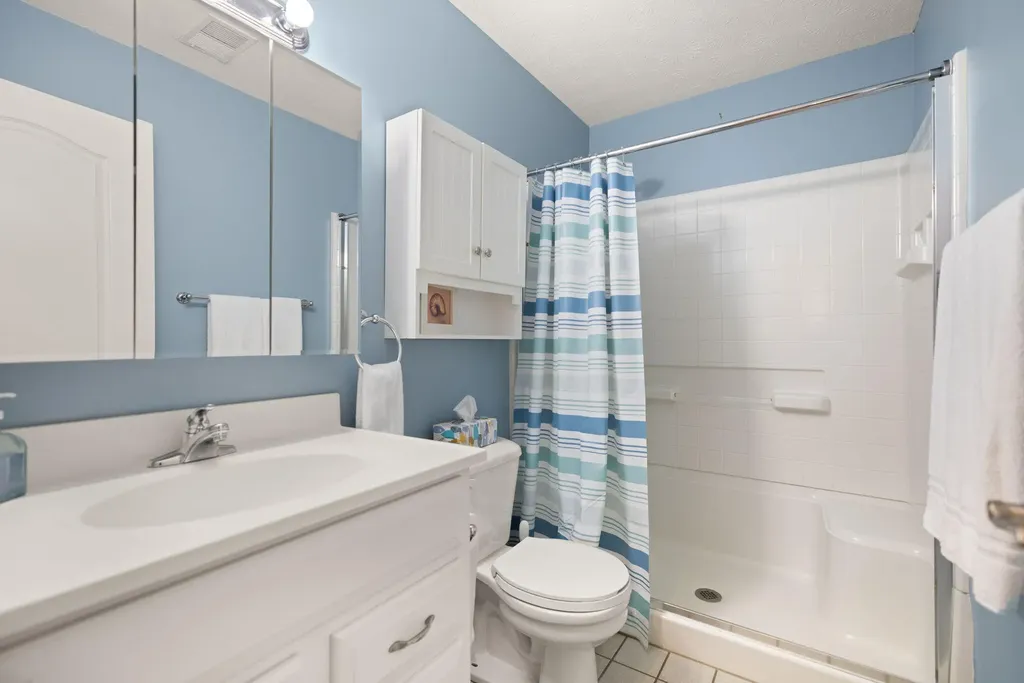 21-2 Woodson Bend Resort Bronston KY 42518