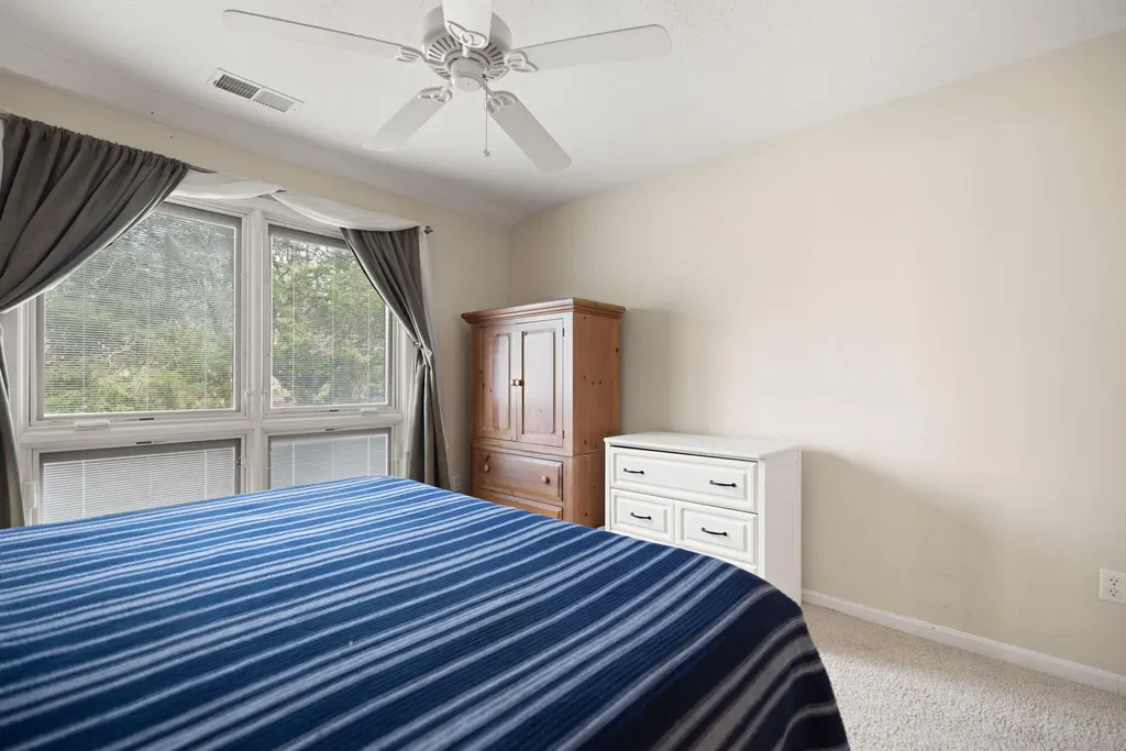 21-2 Woodson Bend Resort Bronston KY 42518