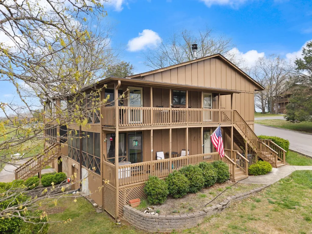 21-2 Woodson Bend Resort Bronston KY 42518