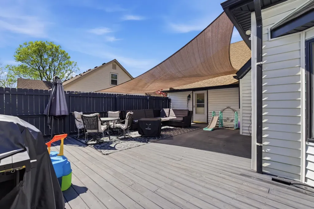145 S Hill Road Versailles KY 40383