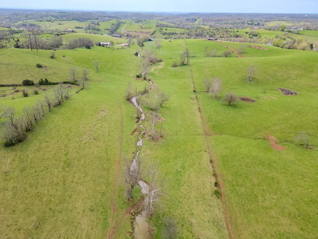 3056 Irvine Road Winchester KY 40391