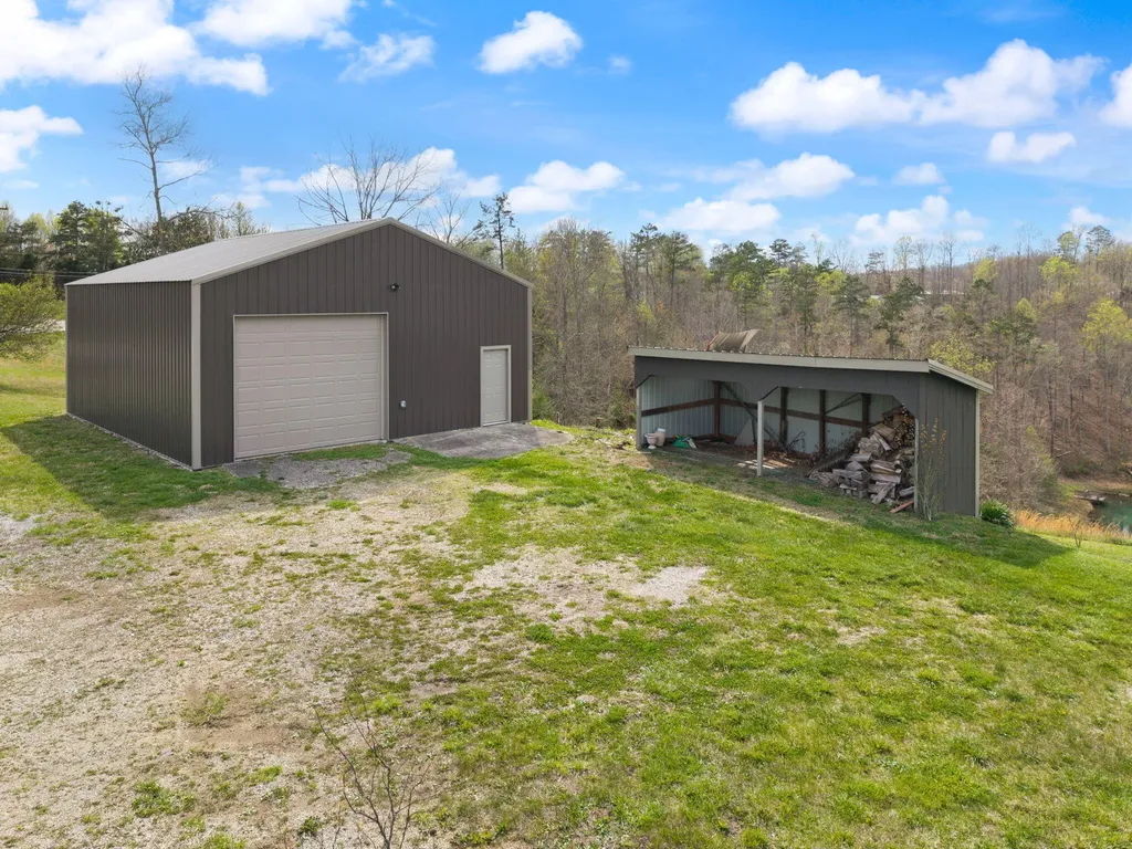 7800 Highway 1643 Somerset KY 42501