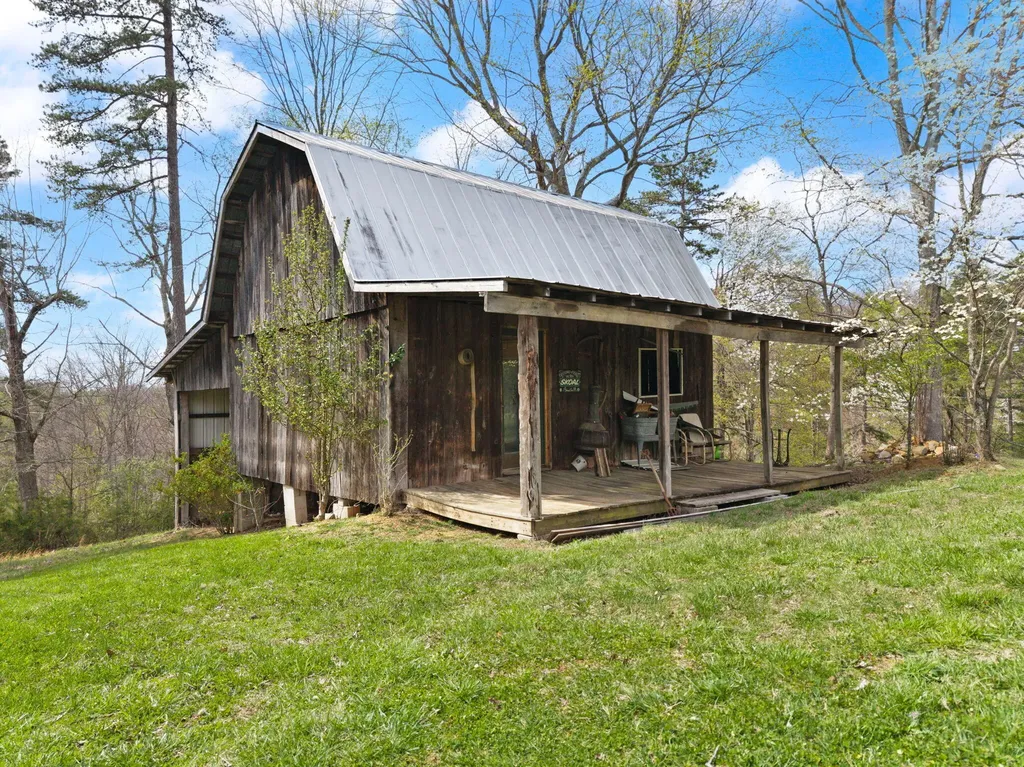 7800 Highway 1643 Somerset KY 42501