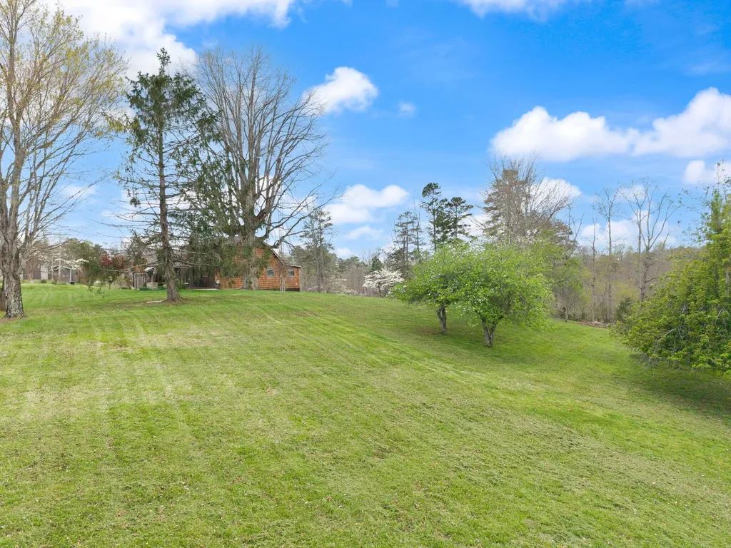 7800 Highway 1643 Somerset KY 42501