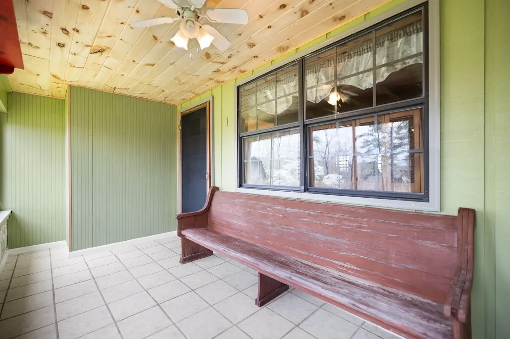 7800 Highway 1643 Somerset KY 42501