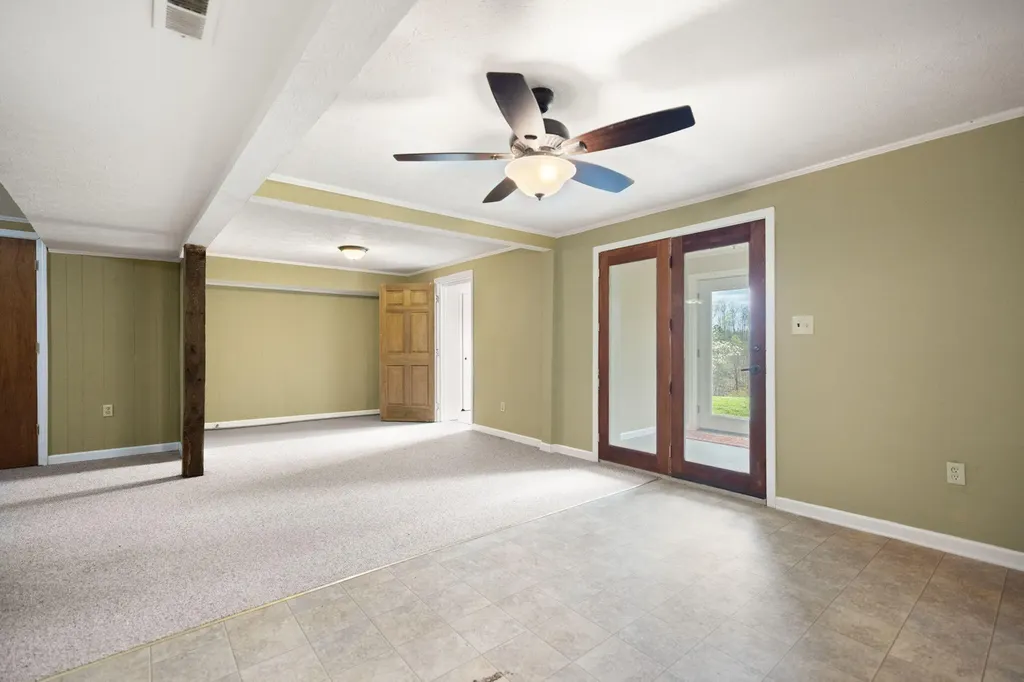 7800 Highway 1643 Somerset KY 42501