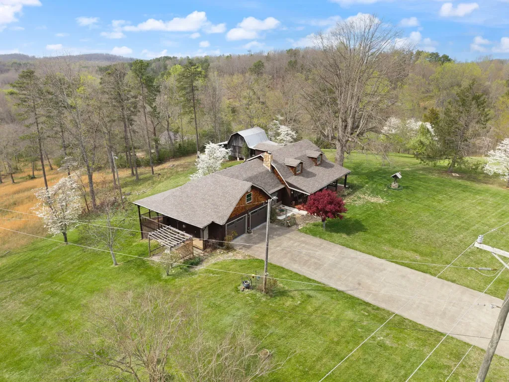 7800 Highway 1643 Somerset KY 42501