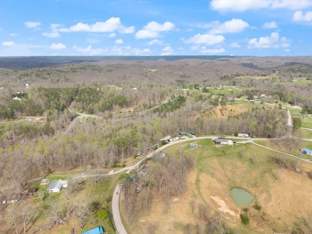 7800 Highway 1643 Somerset KY 42501