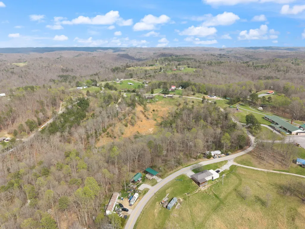 7800 Highway 1643 Somerset KY 42501