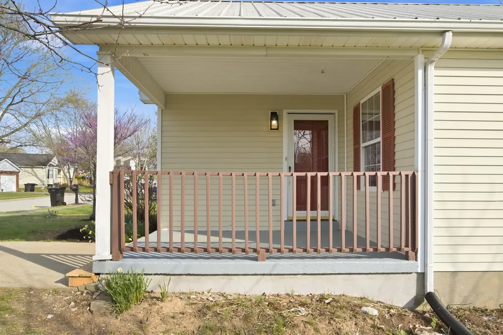 261 Donalynn Drive Frankfort KY 40601