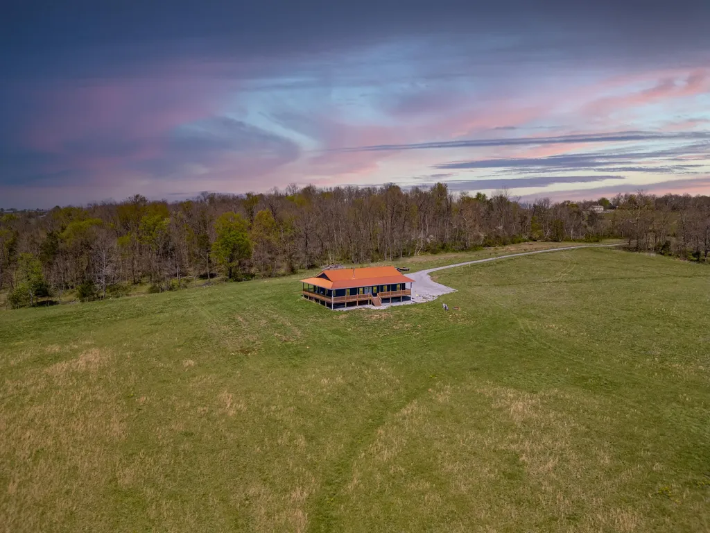 4174 Fall Lick Road Lancaster KY 40444