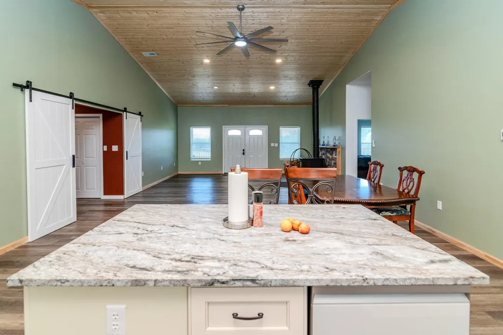 4174 Fall Lick Road Lancaster KY 40444