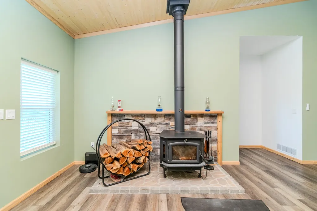 4174 Fall Lick Road Lancaster KY 40444