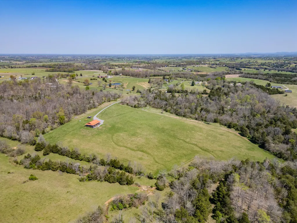 4174 Fall Lick Road Lancaster KY 40444
