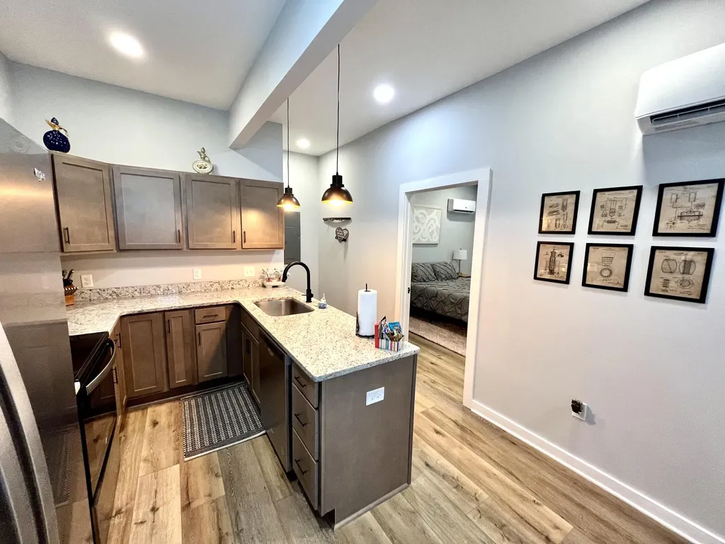 400-402 Limestone Lexington KY 40508