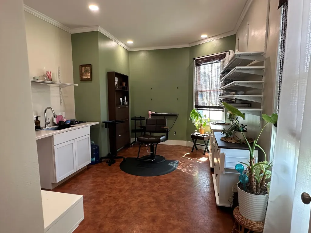 400-402 Limestone Lexington KY 40508