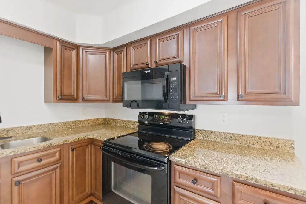 209 Regency Point Path Lexington KY 40503