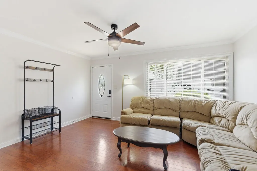 209 Regency Point Path Lexington KY 40503
