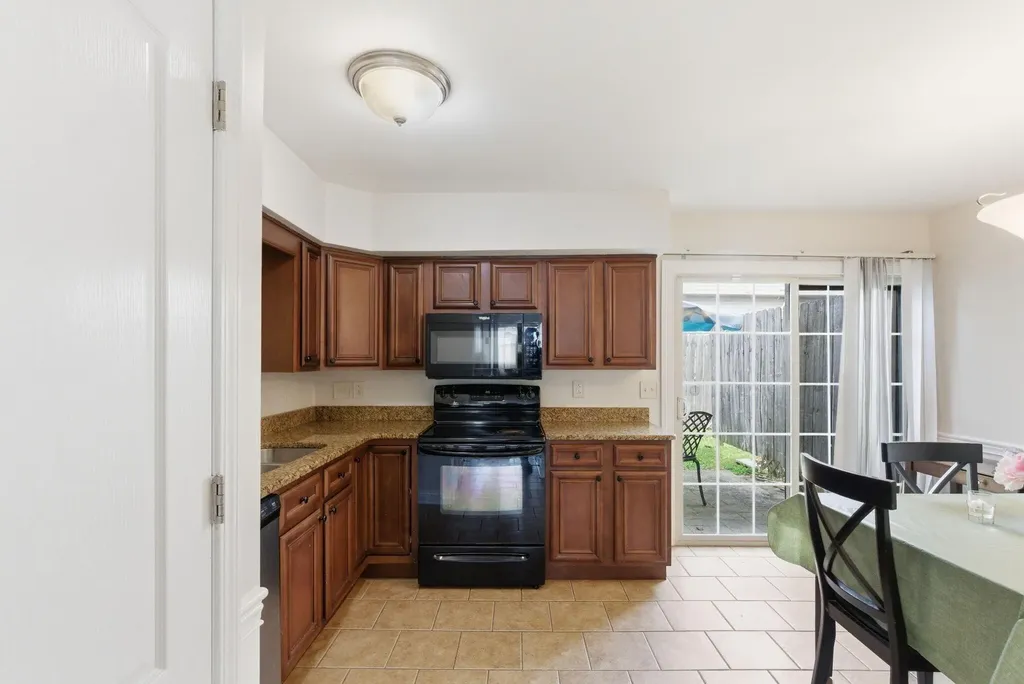 209 Regency Point Path Lexington KY 40503
