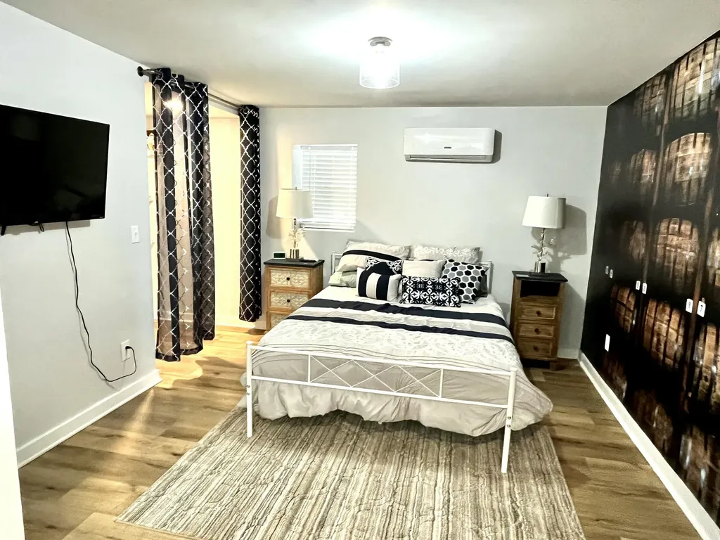 400-402 Limestone Lexington KY 40508