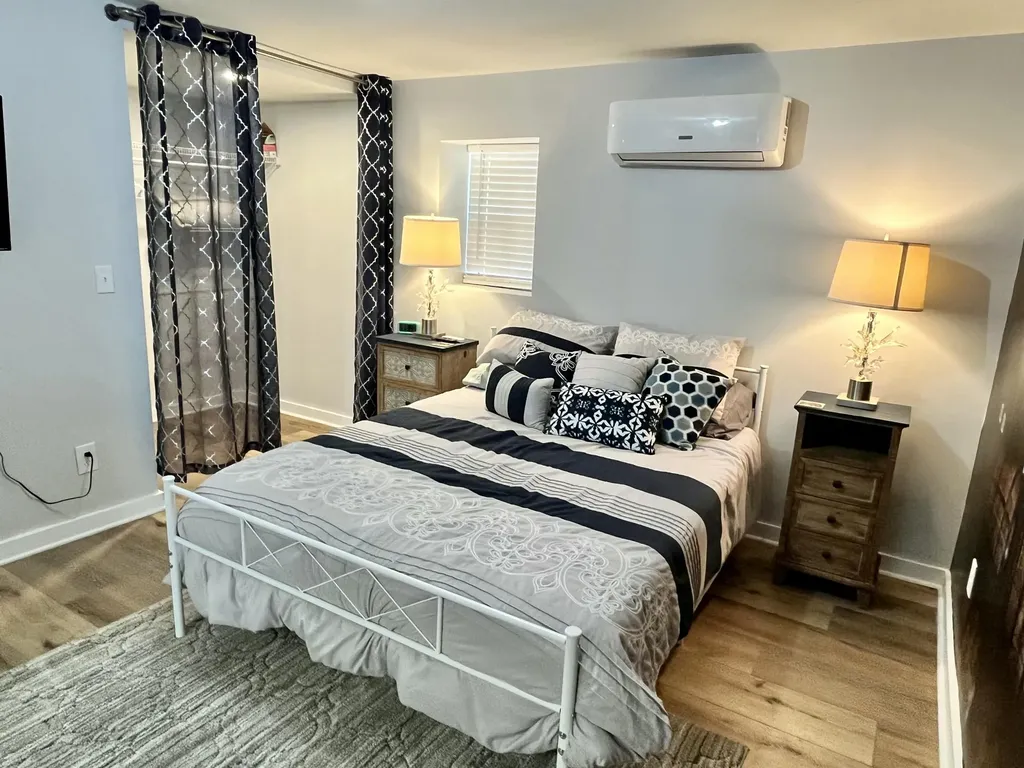 400-402 Limestone Lexington KY 40508