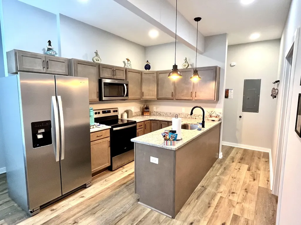 400-402 Limestone Lexington KY 40508