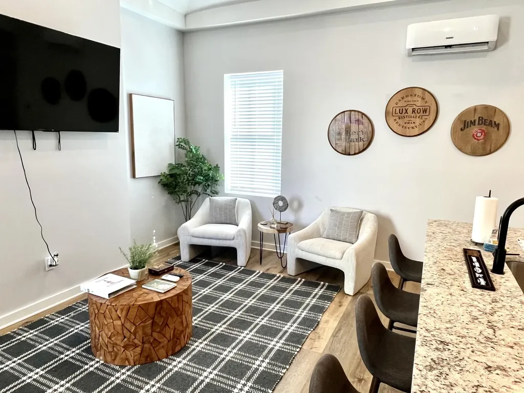400-402 Limestone Lexington KY 40508