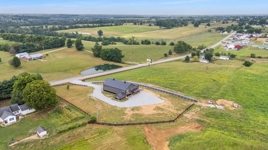 7219 Morehead Road Flemingsburg KY 41041