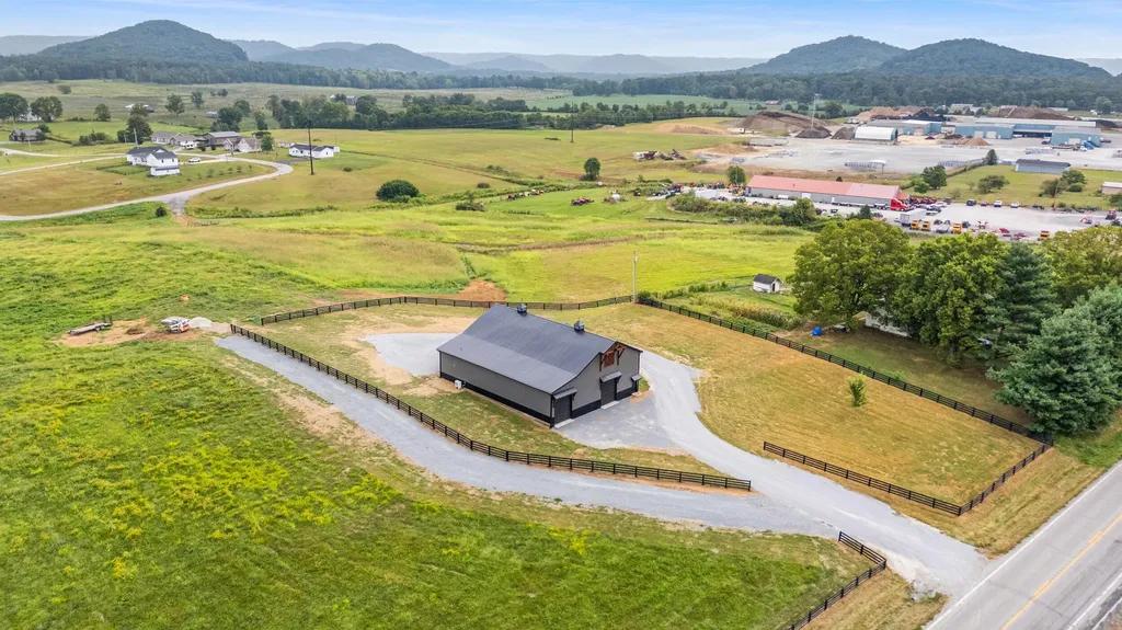 7219 Morehead Road Flemingsburg KY 41041