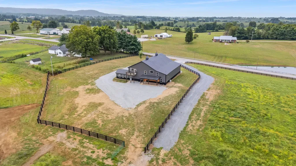 7219 Morehead Road Flemingsburg KY 41041