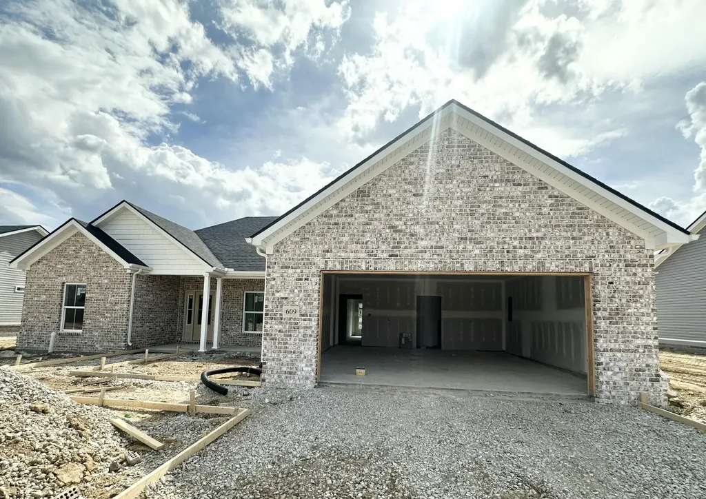 609 Comanche Drive Richmond KY 40475