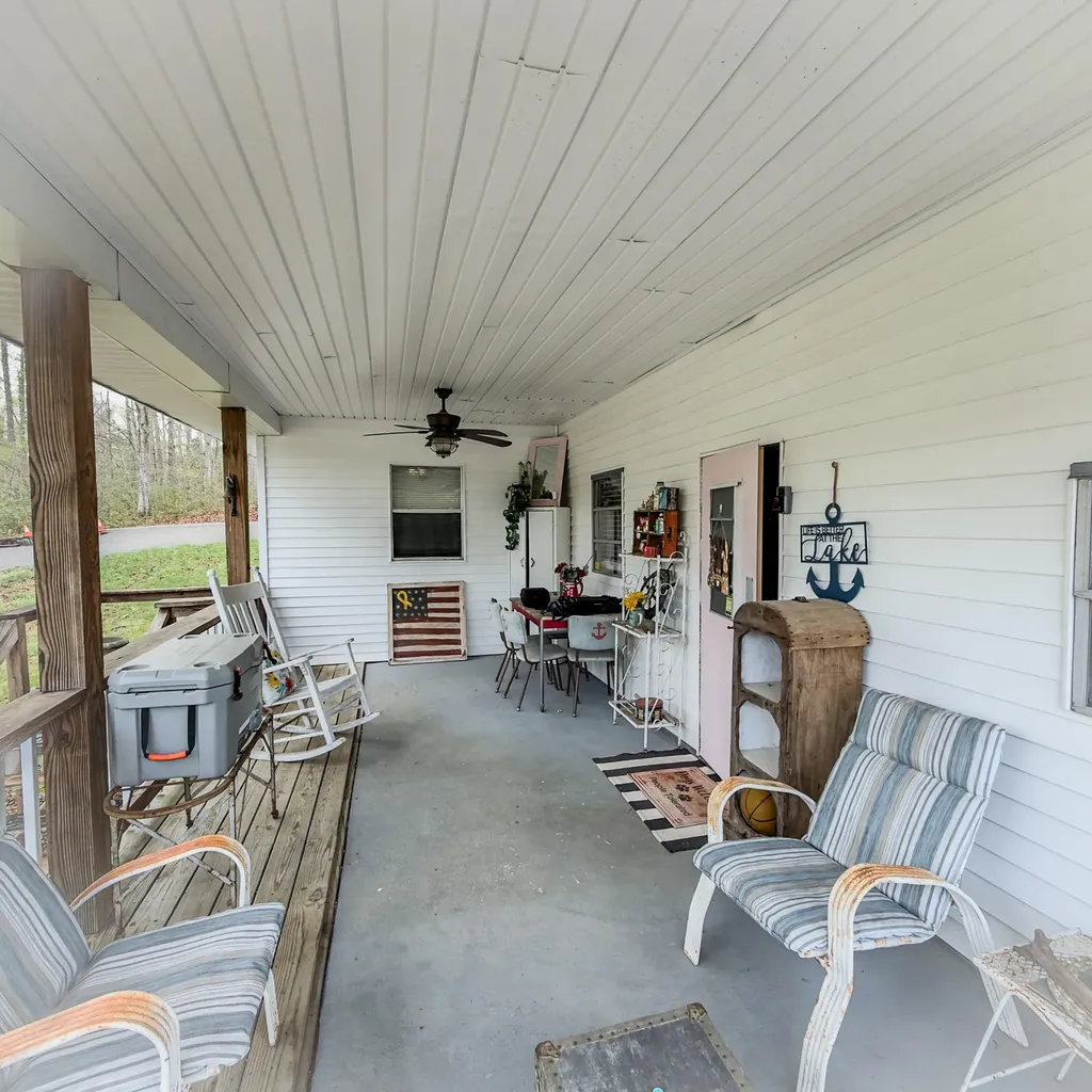 210 Echo Road Bronston KY 42518