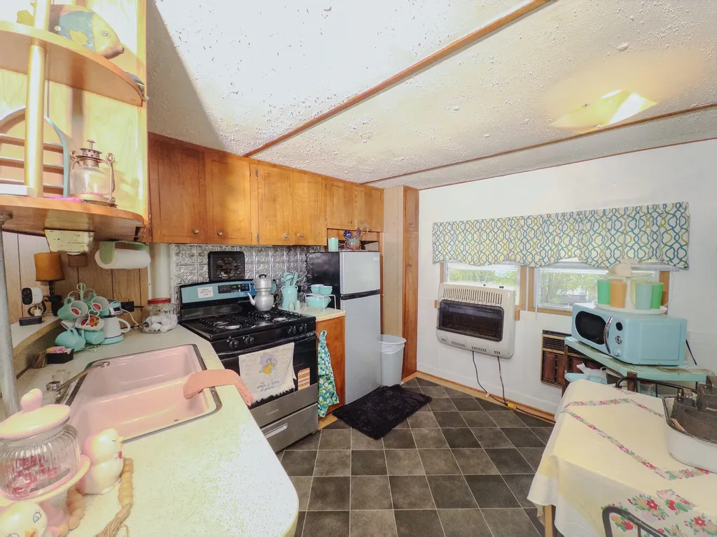 210 Echo Road Bronston KY 42518