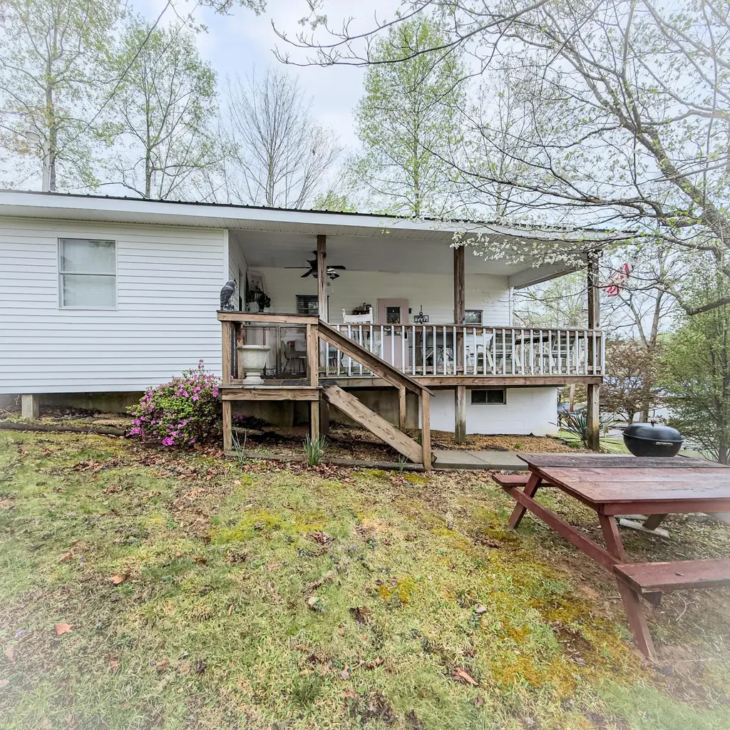 210 Echo Road Bronston KY 42518