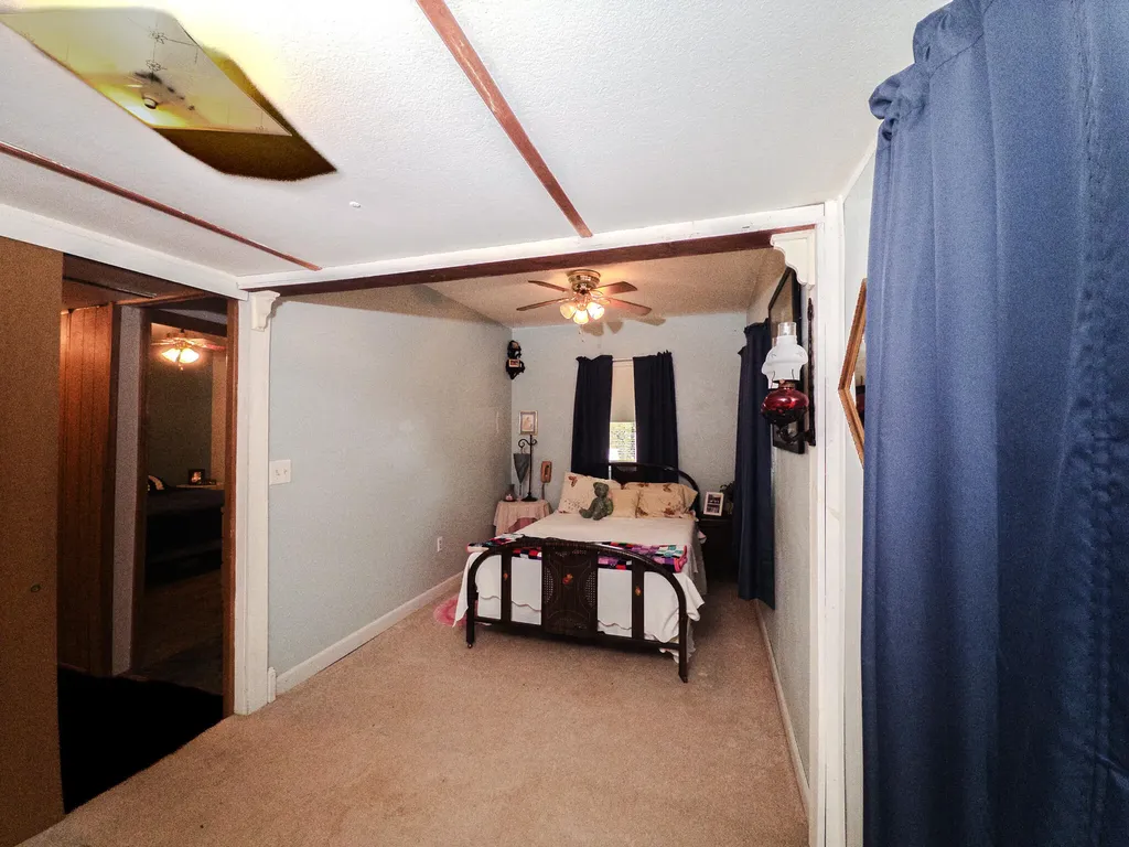210 Echo Road Bronston KY 42518