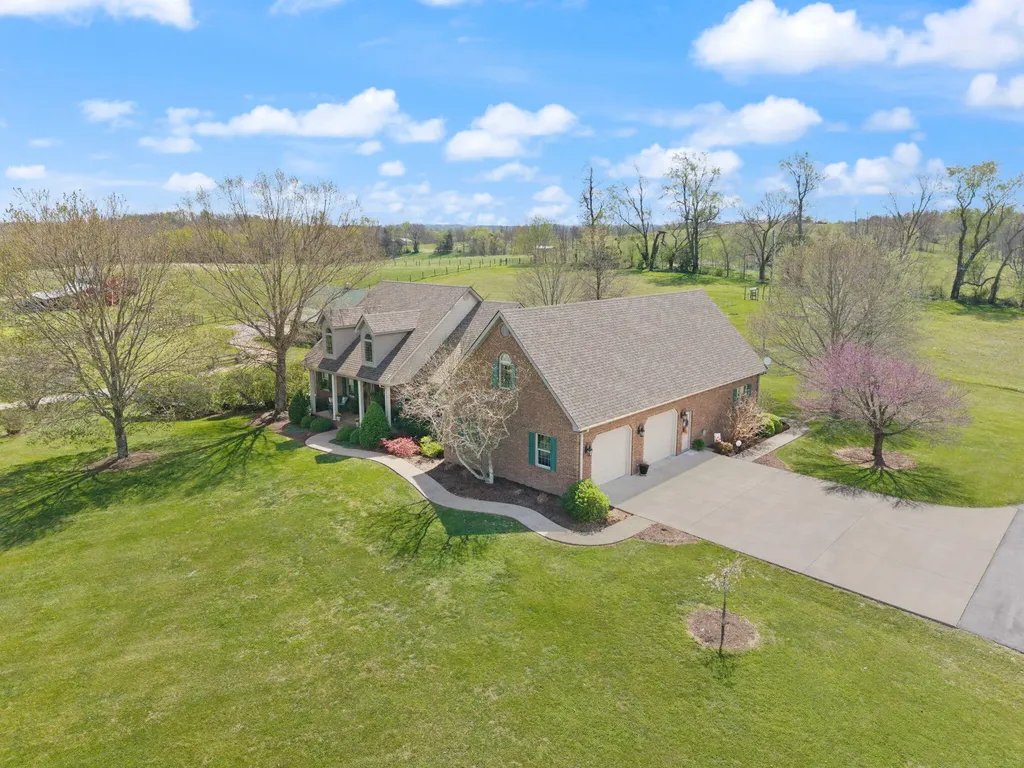 2477 State Highway 1194 Stanford KY 40484