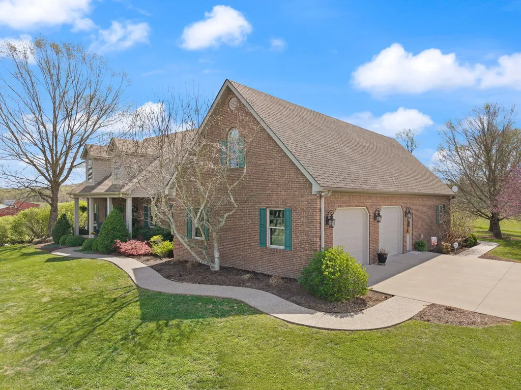 2477 State Highway 1194 Stanford KY 40484