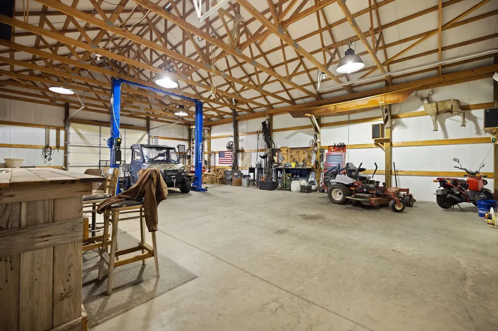 2477 State Highway 1194 Stanford KY 40484