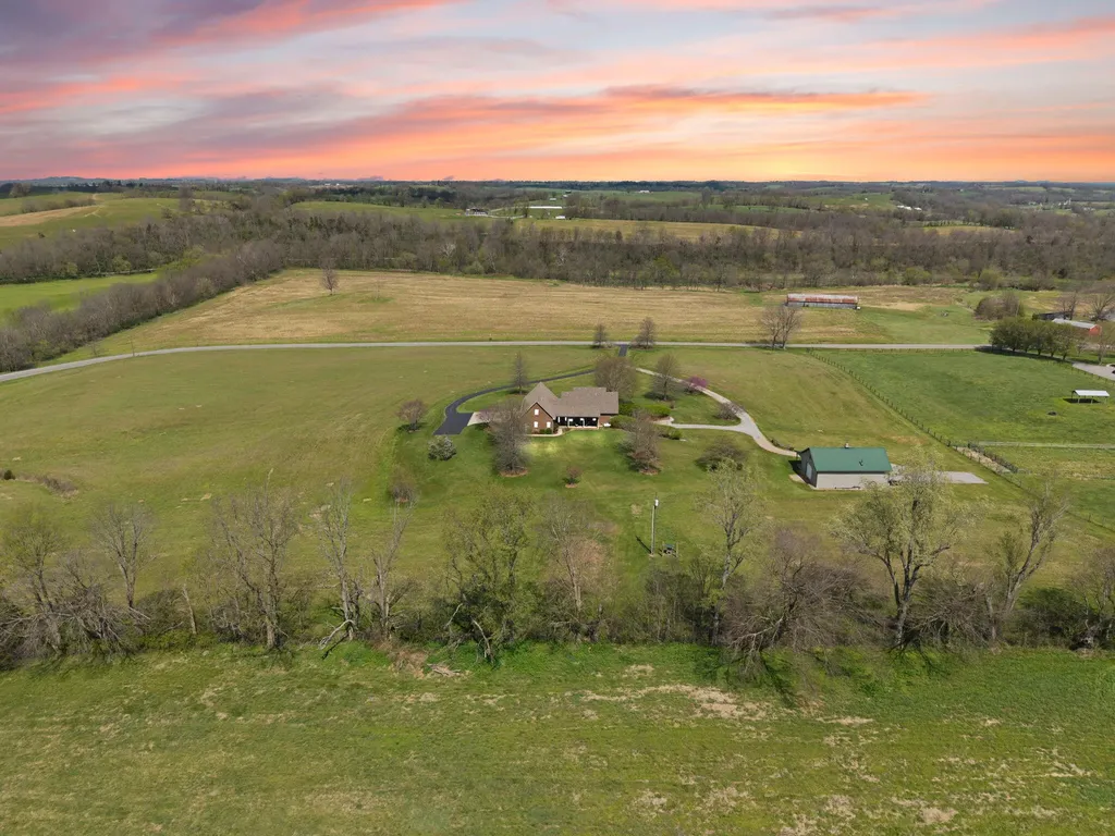 2477 State Highway 1194 Stanford KY 40484